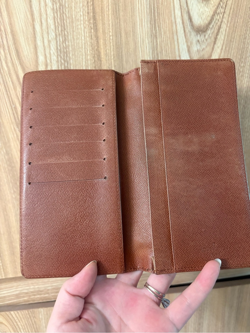 Authentic Louis Vuitton monogram checkbook wallet - Picture 3 of 13